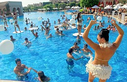 В отелях Турции будущим летом ждут россиян и эффекта от вакцины