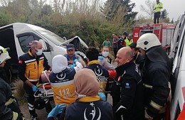 Автобус с туристами снова попал в ДТП в провинции Анталья