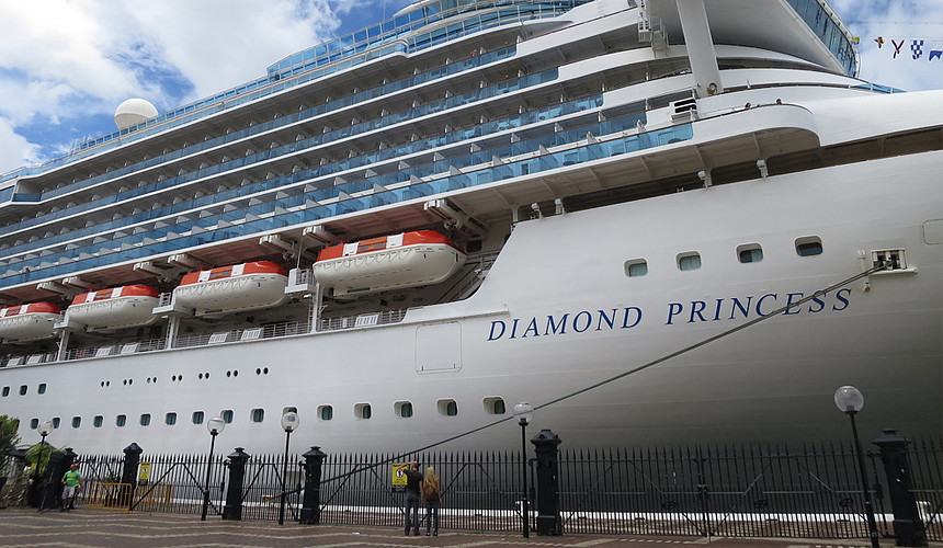 На круизном лайнере Diamond Princess выявлены новые зараженные коронавирусом