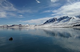 Российские туристы готовы ехать на Шпицберген, но за разумную цену