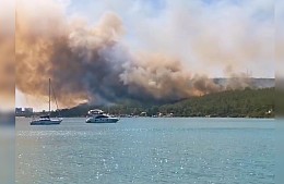 Лесные пожары добрались до турецкого Мармариса