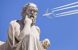 Россиянам предлагают купить билеты в Афины за 315 000 рублей